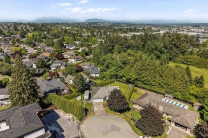 Front Yard Photo of 5742 190 Street, Surrey, BC