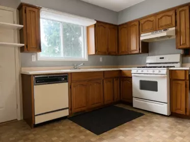 Primary Bedroom Photo of 45946 Silver Avenue, Chilliwack, BC
