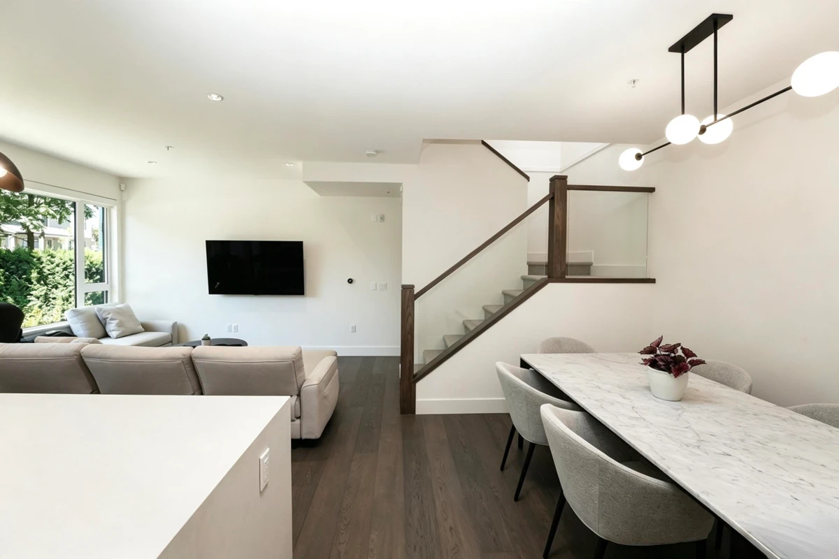 Family Room Photo of 6840 Oak Street, Vancouver, BC