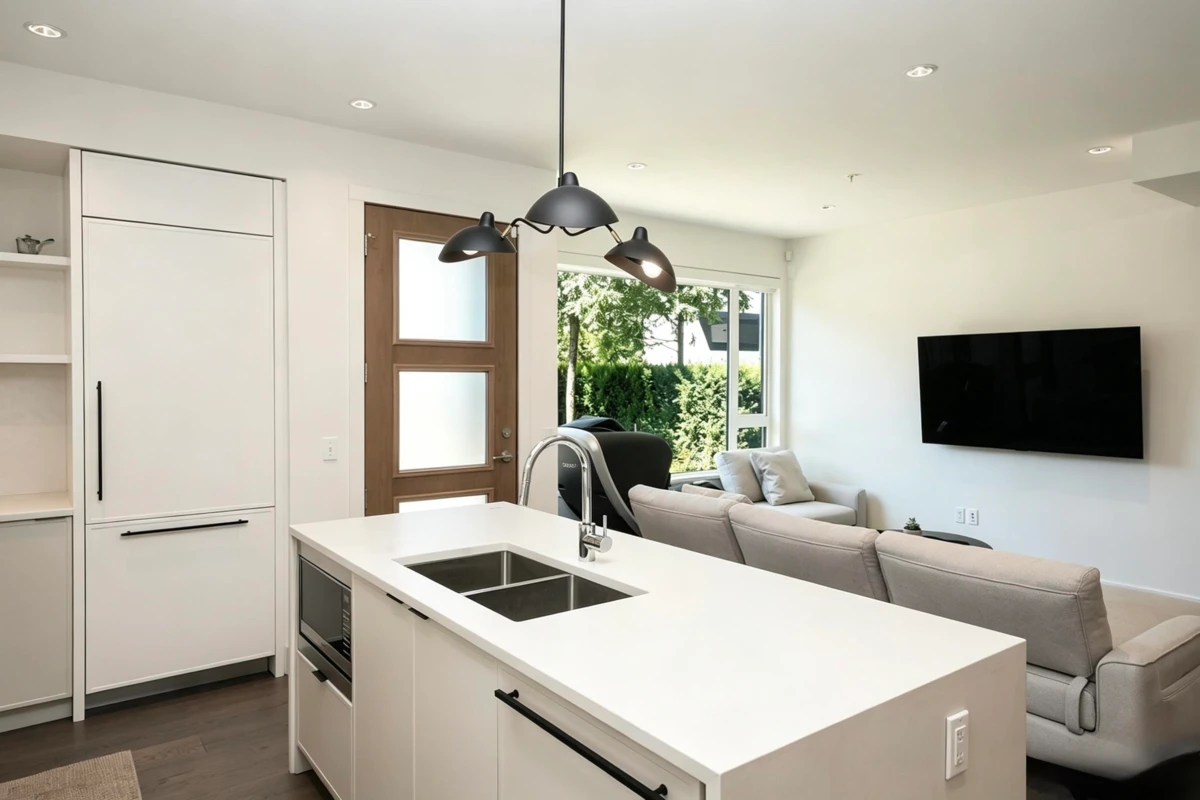 Living Room Photo of 6840 Oak Street, Vancouver, BC