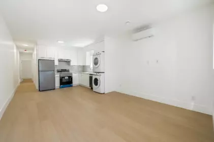 Garage Interior Photo of 1 6139 Ashworth Avenue, Burnaby, BC