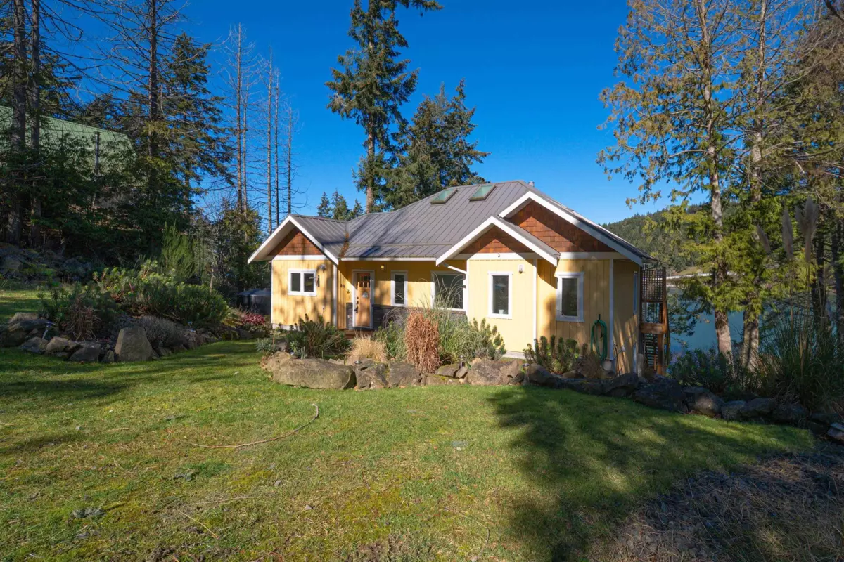 Exterior Rear Photo of 225 Mariners Way, Mayne Island, BC