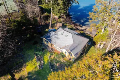 225 Mariners Way, Mayne Island, BC, Mayne Island — Single Family Residence for sale