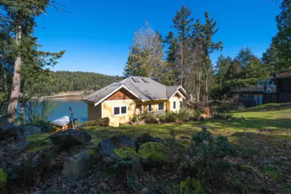 225 Mariners Way, Mayne Island, BC, Mayne Island — Single Family Residence for sale