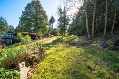 Outdoor Kitchen Photo of 225 Mariners Way, Mayne Island, BC