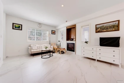 9 7199 Moffatt Road, Richmond, BC, Richmond — Townhouse for sale