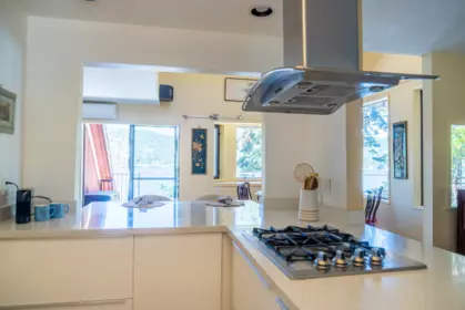 Breakfast Nook Photo of 7911 Bedwell Drive, Pender Island, BC