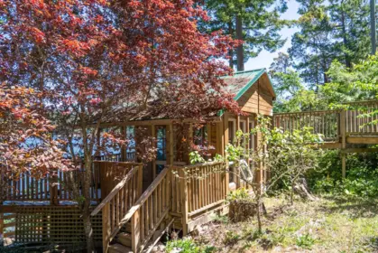 Hot Tub / Spa Photo of 7911 Bedwell Drive, Pender Island, BC