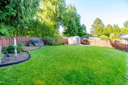 Garden / Landscaping Photo of 259 College Park Way, Port Moody, BC
