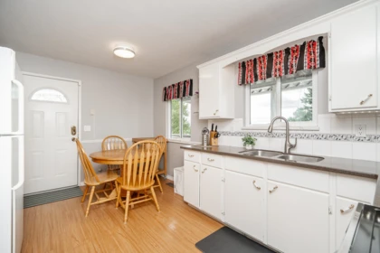 Pantry Photo of 259 College Park Way, Port Moody, BC