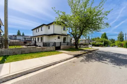 7419 1st Street, Burnaby, BC, Burnaby — Single Family Residence for sale