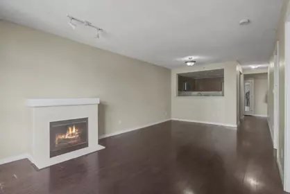 708 8120 Lansdowne Road, Richmond, BC, Richmond — Apartment/Condo for sale