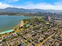 402 2211 W 2nd Avenue, Vancouver, BC