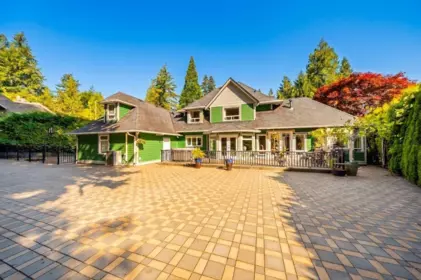 Hot Tub / Spa Photo of 2654 133 Street, Surrey, BC