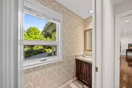 Mudroom Photo of 2654 133 Street, Surrey, BC