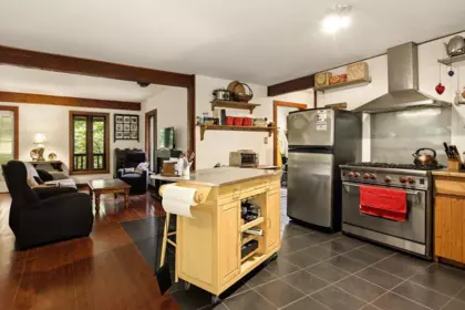 6084 North Lake Road, Egmont, BC, Egmont — Single Family Residence for sale