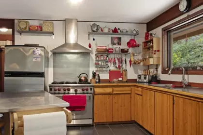 Kitchen Island Photo of 6084 North Lake Road, Egmont, BC