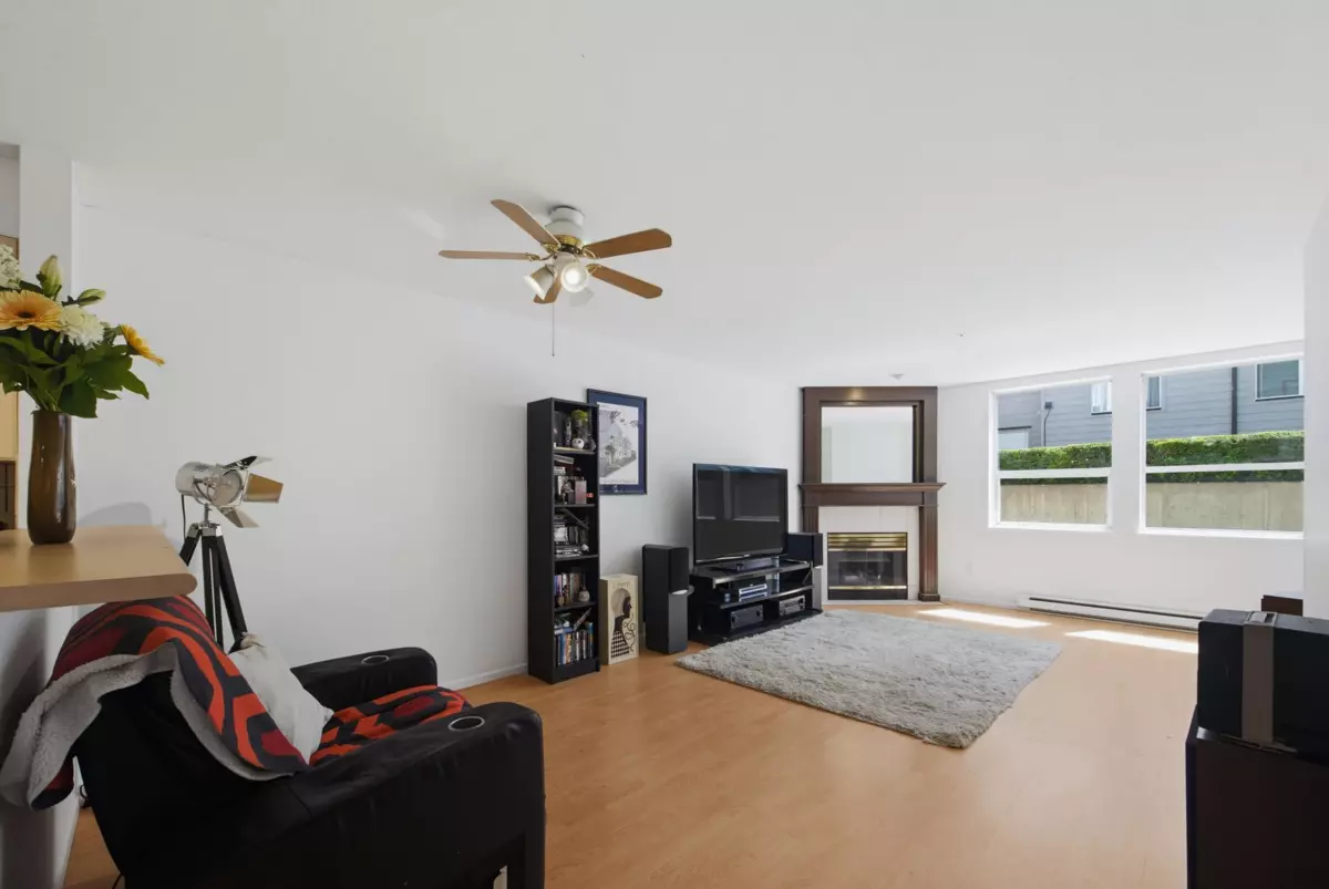 Living Room Photo of 104 1575 Best Street, White Rock, BC