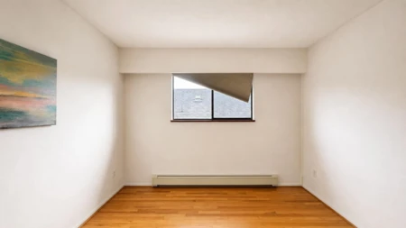 Hallway Photo of 6658 Randolph Avenue, Burnaby, BC