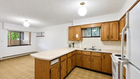 Hot Tub / Spa Photo of 6658 Randolph Avenue, Burnaby, BC