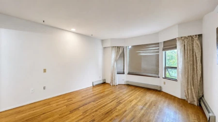Office / Den Photo of 6658 Randolph Avenue, Burnaby, BC
