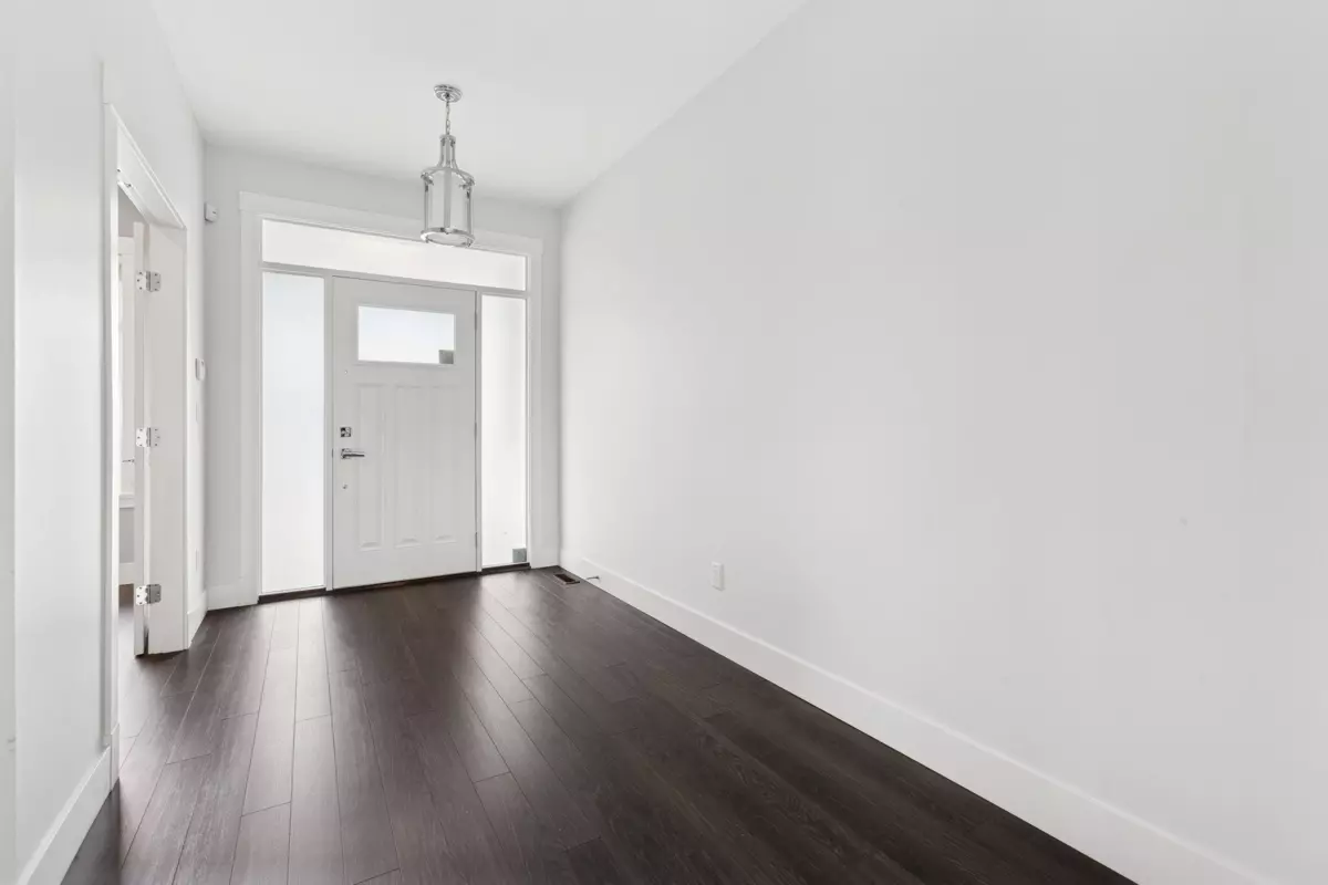 Living Room Photo of 4668 Robin Lane, Tsawwassen, BC