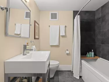 Aerial View of 6252 Wellington Avenue, West Vancouver, BC