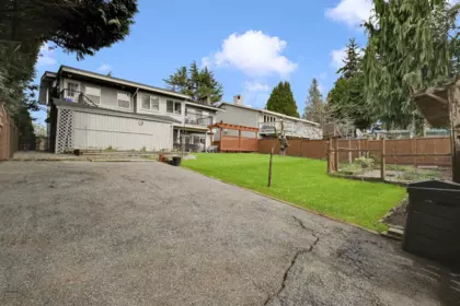 Fitness Center Photo Near 14704 16a Avenue, Surrey, BC