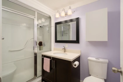 Basement Recreation Room Photo of 1722 145a Street, Surrey, BC