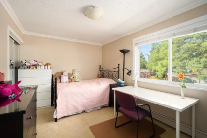 Bedroom 3 Photo of 1722 145a Street, Surrey, BC