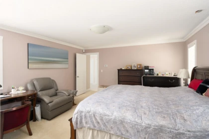 Walk-In Closet Photo of 1722 145a Street, Surrey, BC
