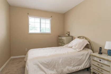 Basement Recreation Room Photo of 6322 171a Street, Surrey, BC