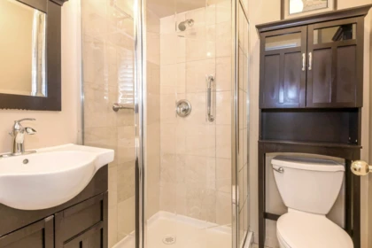 Powder Room Photo of 6322 171a Street, Surrey, BC