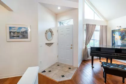 113 1465 Parkway Boulevard, Coquitlam, BC, Coquitlam — Townhouse for sale
