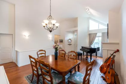 Kitchen Photo of 113 1465 Parkway Boulevard, Coquitlam, BC