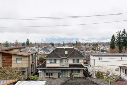 Backyard Photo of 1 2837 Oliver Crescent, Vancouver, BC
