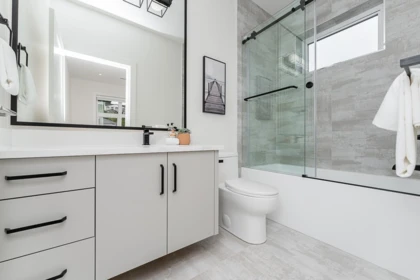 Mudroom Photo of 1 2837 Oliver Crescent, Vancouver, BC