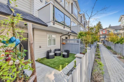 53 13898 64 Avenue, Surrey, BC, Surrey — Townhouse for sale