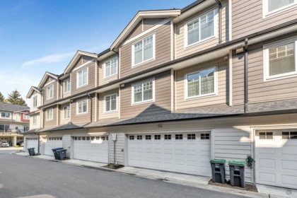 53 13898 64 Avenue, Surrey, BC, Surrey — Townhouse for sale