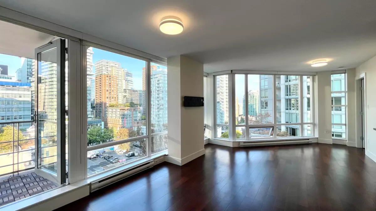 Exterior Rear Photo of 1107 565 Smithe Street, Vancouver, BC