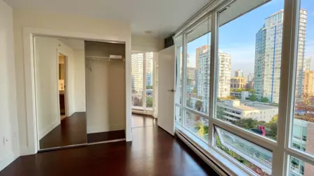 Bedroom 4 Photo of 1107 565 Smithe Street, Vancouver, BC