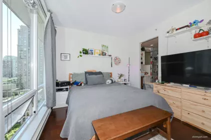 Powder Room Photo of 1107 565 Smithe Street, Vancouver, BC