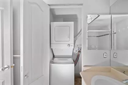 Laundry Room Photo of 410 14377 103 Avenue, Surrey, BC