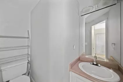 Mudroom Photo of 410 14377 103 Avenue, Surrey, BC