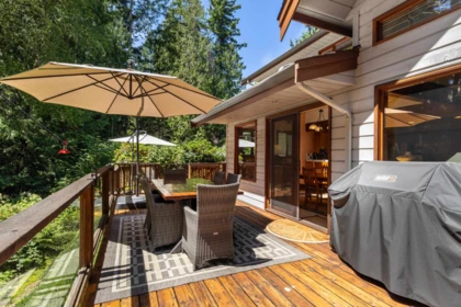 Backyard Photo of 1484 Henderson Avenue, Roberts Creek, BC