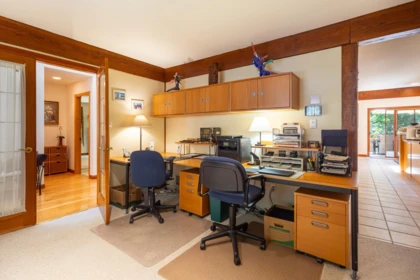 Basement Recreation Room Photo of 1484 Henderson Avenue, Roberts Creek, BC
