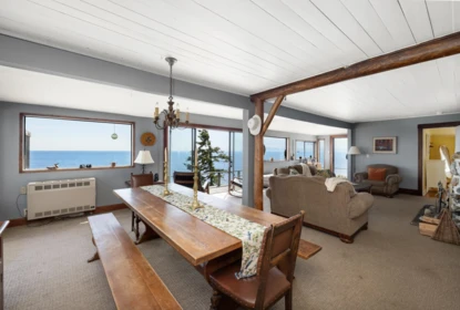 Office / Den Photo of 8 Arbutus Bay Road, Bowen Island, BC