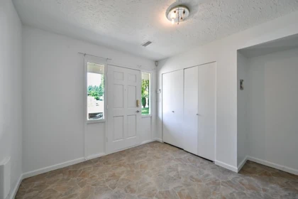 Garage Interior Photo of 34580 Merlin Drive, Abbotsford, BC