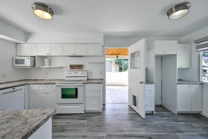 Pantry Photo of 34580 Merlin Drive, Abbotsford, BC