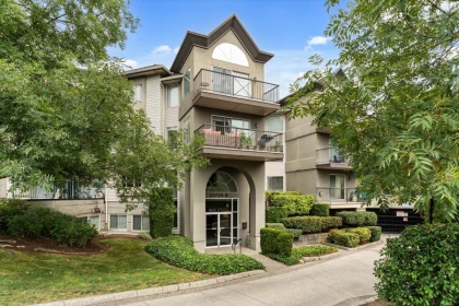 Aerial View of 222 32725 George Ferguson Way, Abbotsford, BC